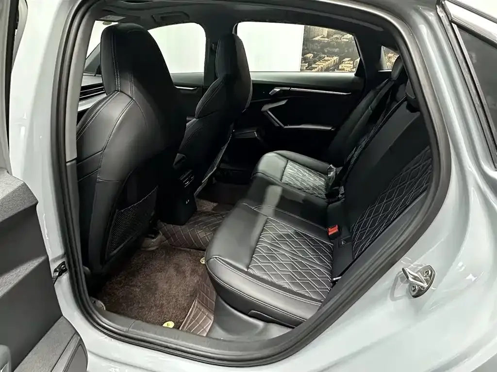 Audi A3 2024 из CN, фото 9