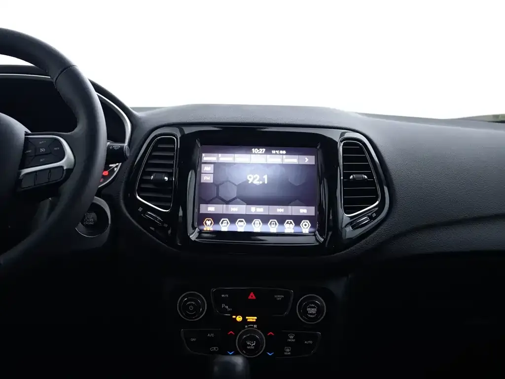 Jeep Compass 2021 из CN, фото 10