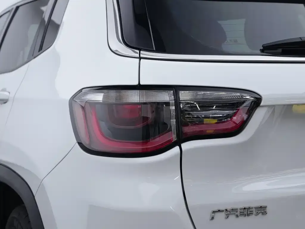 Jeep Compass 2021 из CN, фото 4