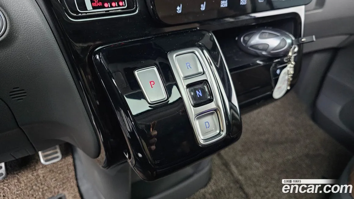 Hyundai Staria 2025 из KR, фото 9
