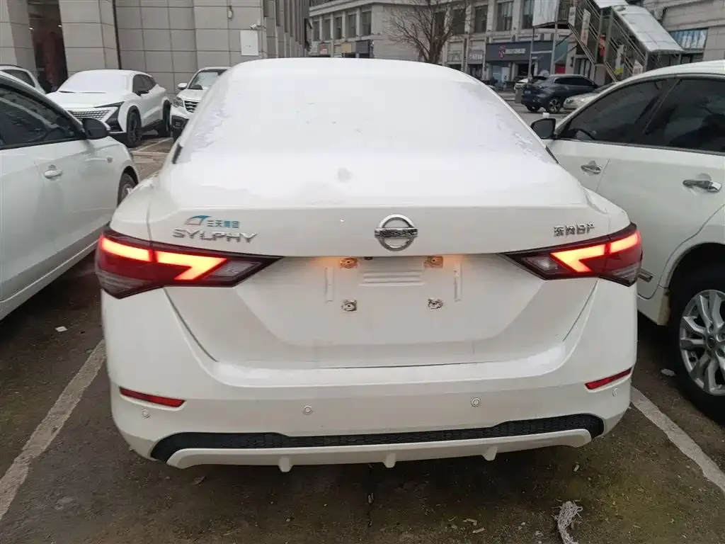 Nissan Sylphy 2022 из CN, фото 9