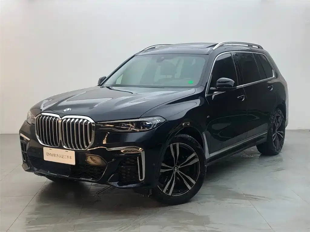 BMW X7 — фото 1