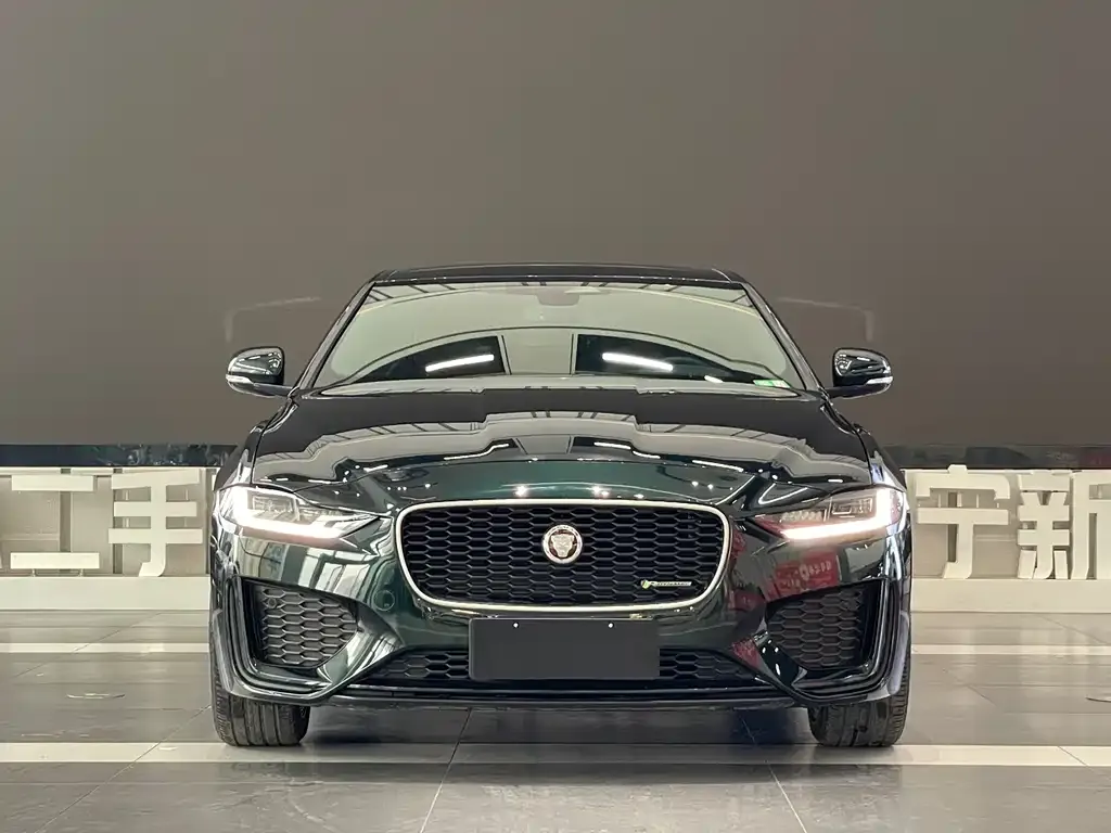 Jaguar XEL — фото 4