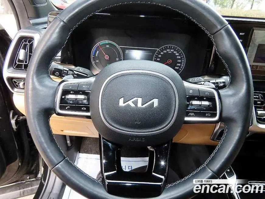 Kia Sorento — фото 8