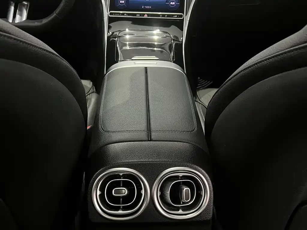 Mercedes-Benz C-Class 2023 из CN, фото 4