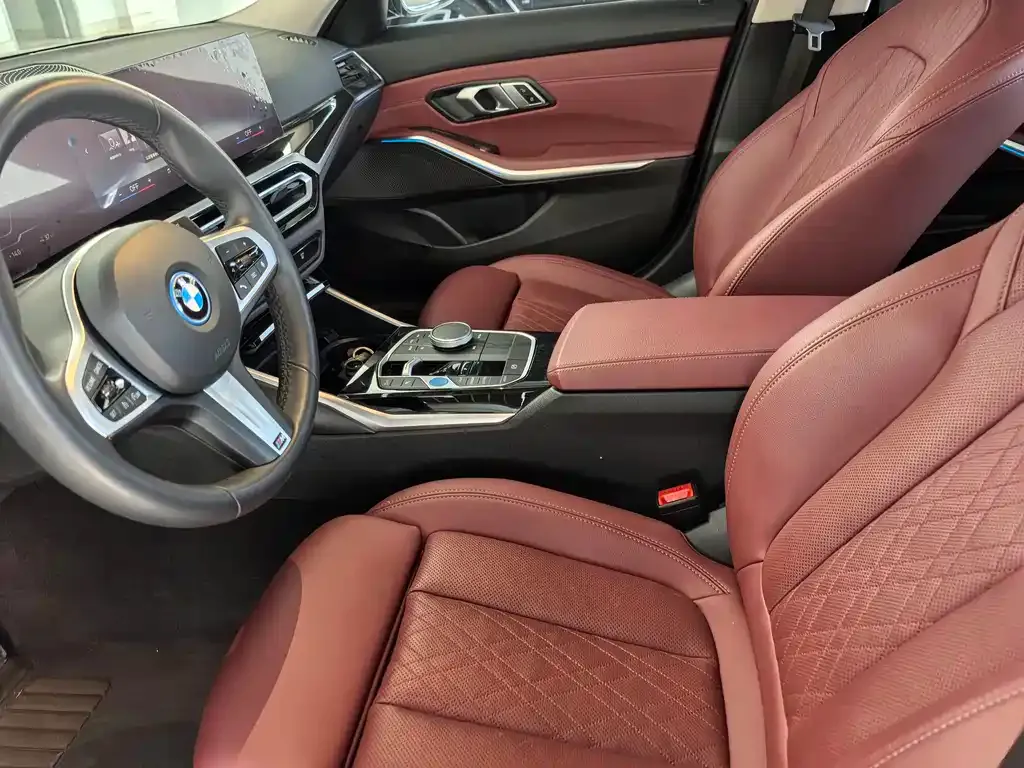 BMW i3 2024 из CN, фото 5