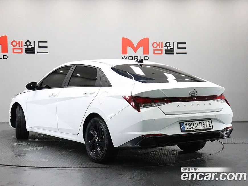 Hyundai AVANTE 2023 из KR, фото 2