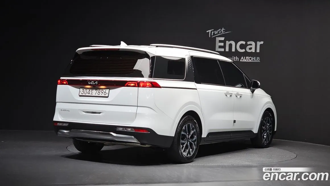 Kia Carnival — фото 2