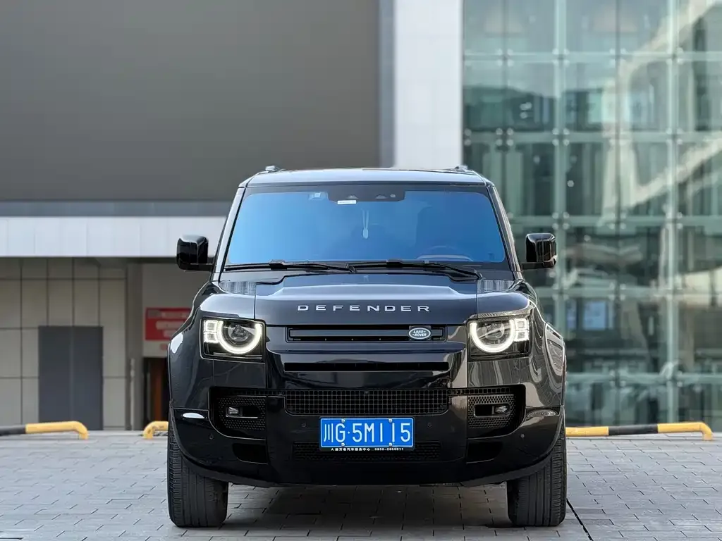 Land Rover Defender — фото 9