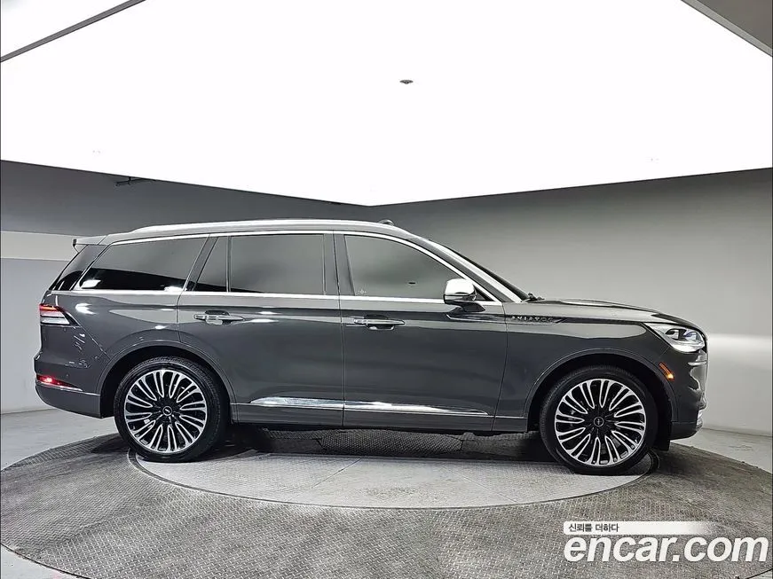 Lincoln Aviator — фото 4
