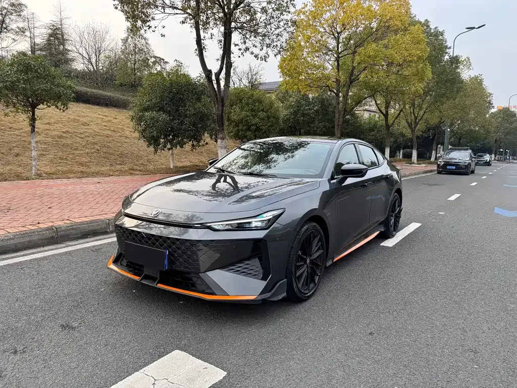 Changan UNI-V 2024 из CN, фото 1