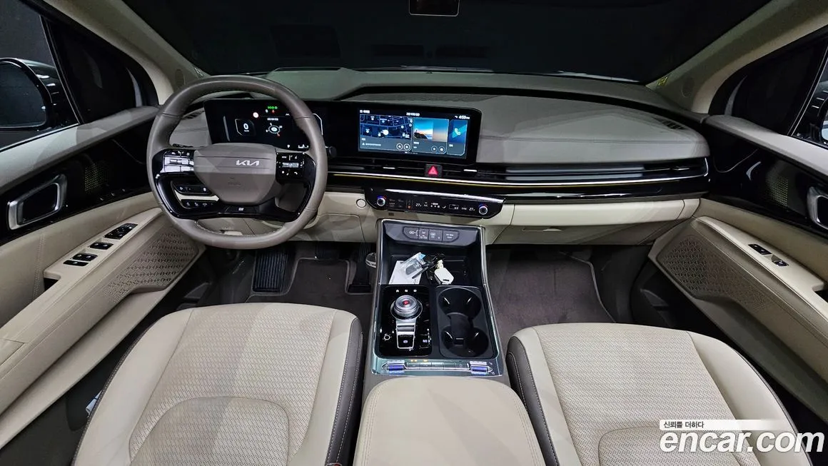 Kia Carnival — фото 9