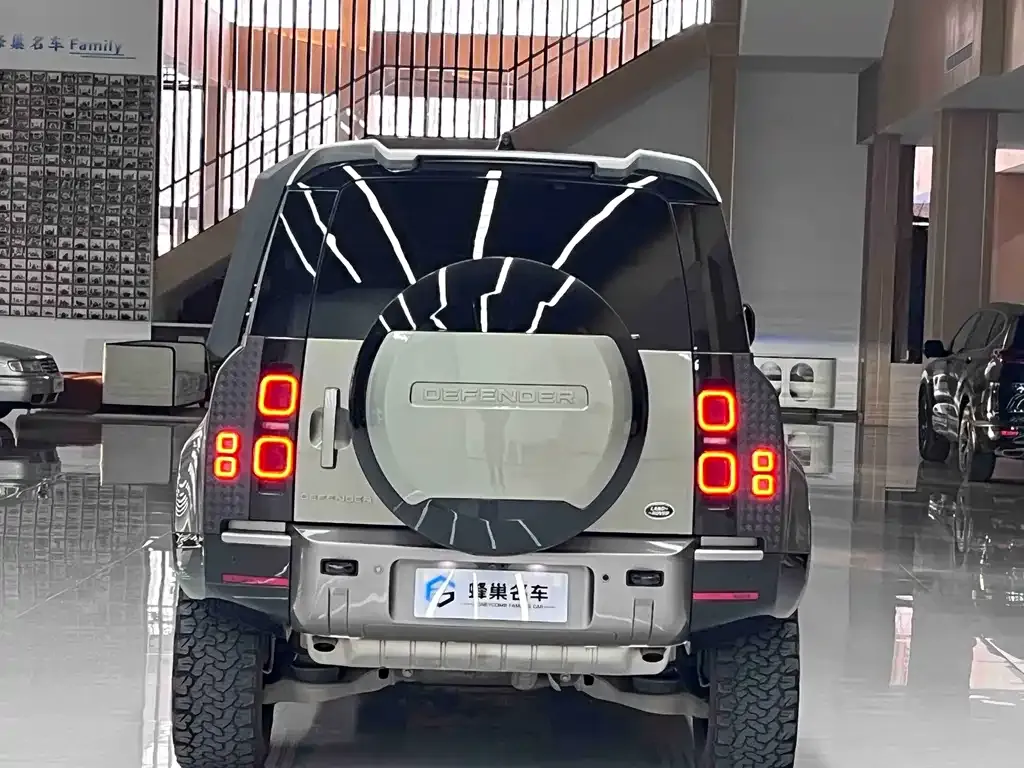 Land Rover Defender 2023 из CN, фото 7