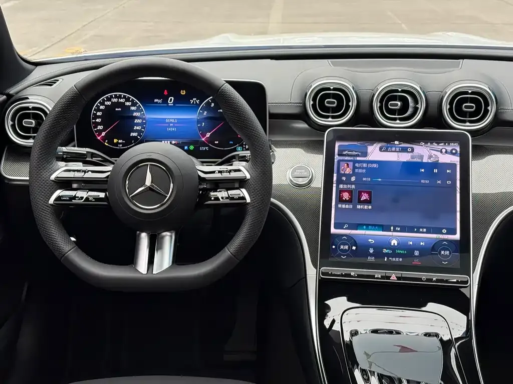 Mercedes-Benz C-Class 2024 из CN, фото 2