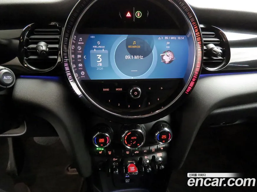 Mini Cooper Convertible 2022 из KR, фото 4