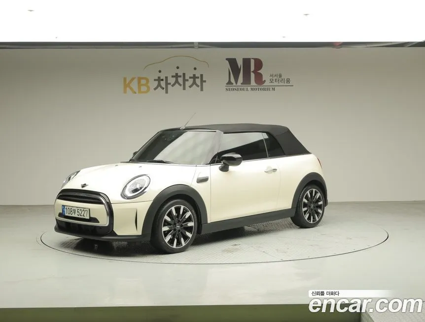 Mini Cooper Convertible 2022 из KR, фото 8