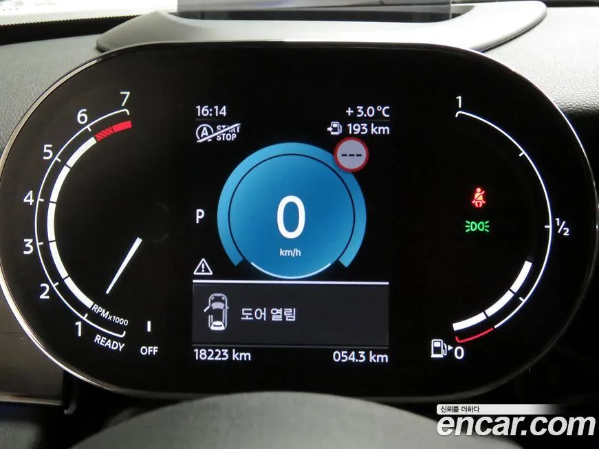 Mini Cooper Convertible 2022 из KR, фото 5