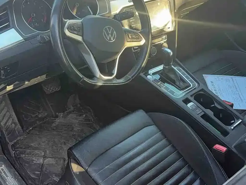Volkswagen Magotan 2022 из CN, фото 5