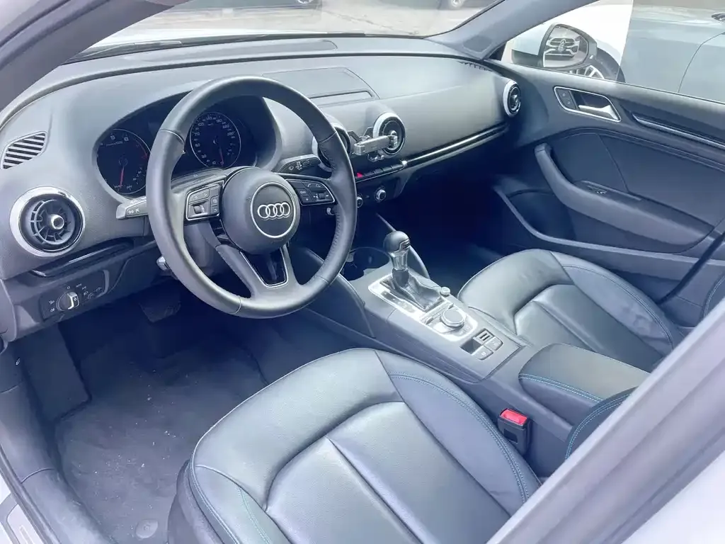 Audi A3 2021 из CN, фото 3