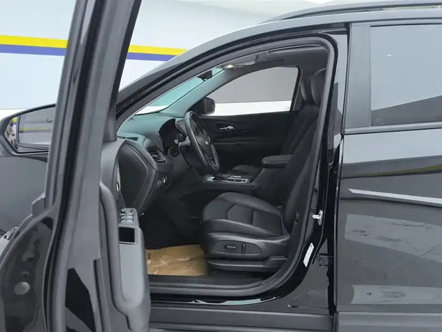 Chevrolet Equinox 2022 из CN, фото 4