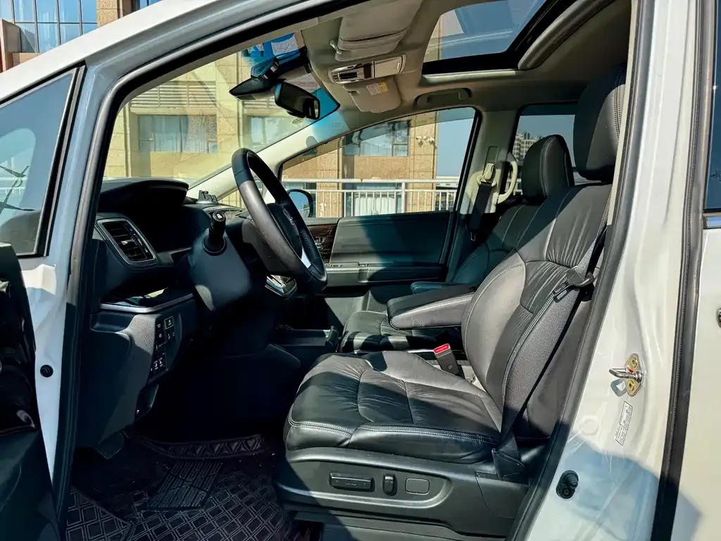 Honda Odyssey 2021 из CN, фото 6
