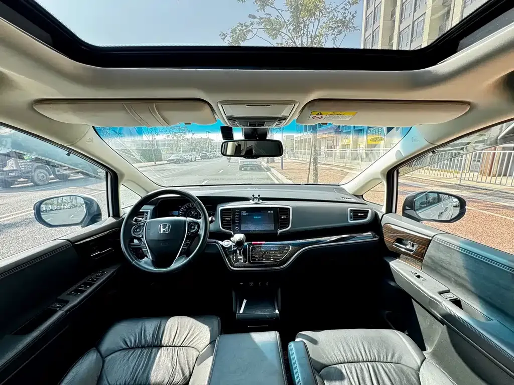 Honda Odyssey 2021 из CN, фото 3
