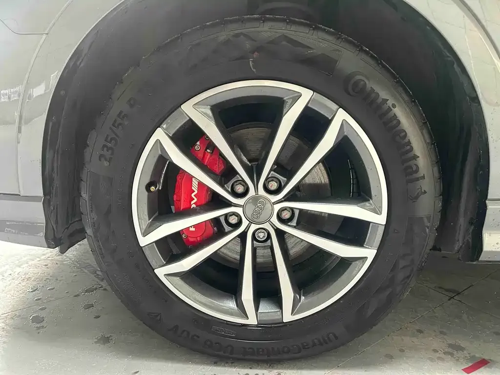 Audi Q3 2021 из CN, фото 8