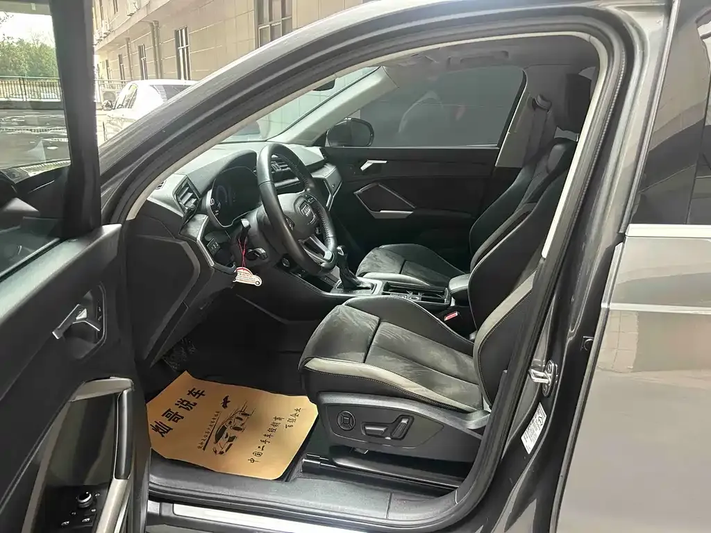 Audi Q3 2021 из CN, фото 5