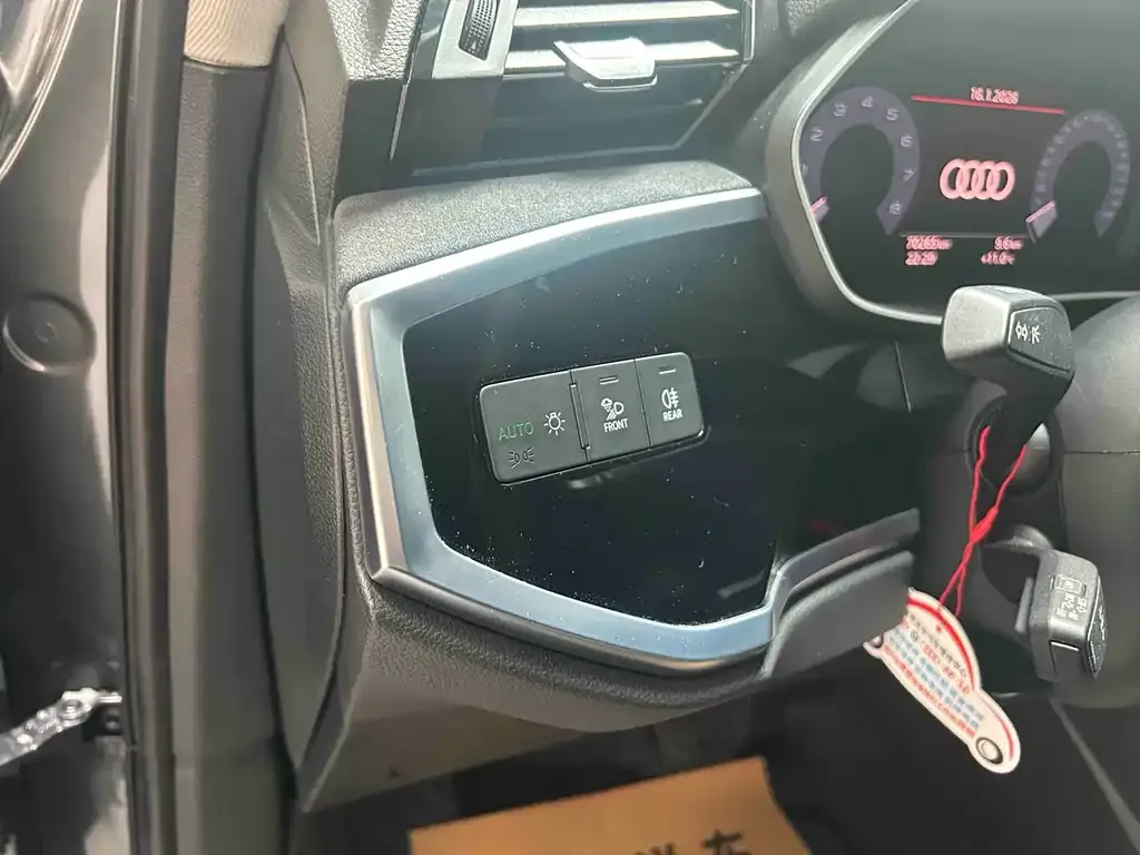 Audi Q3 2021 из CN, фото 6