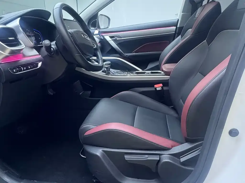 Geely Binyue 2021 из CN, фото 5