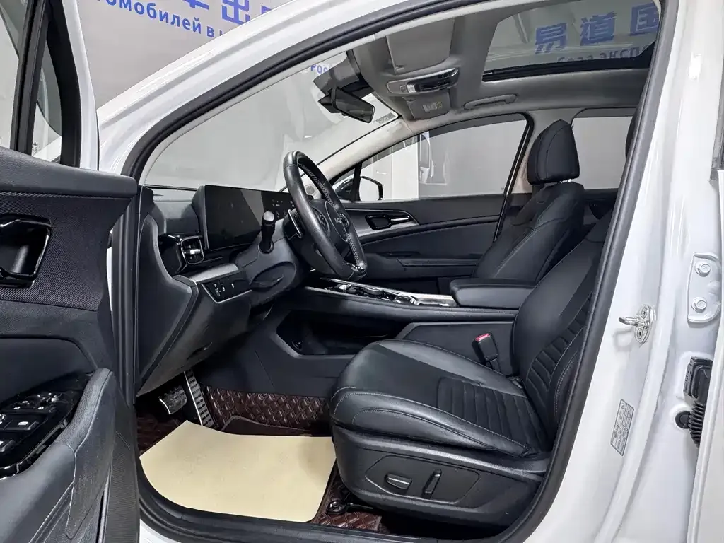 Kia Sportage 2023 из CN, фото 8