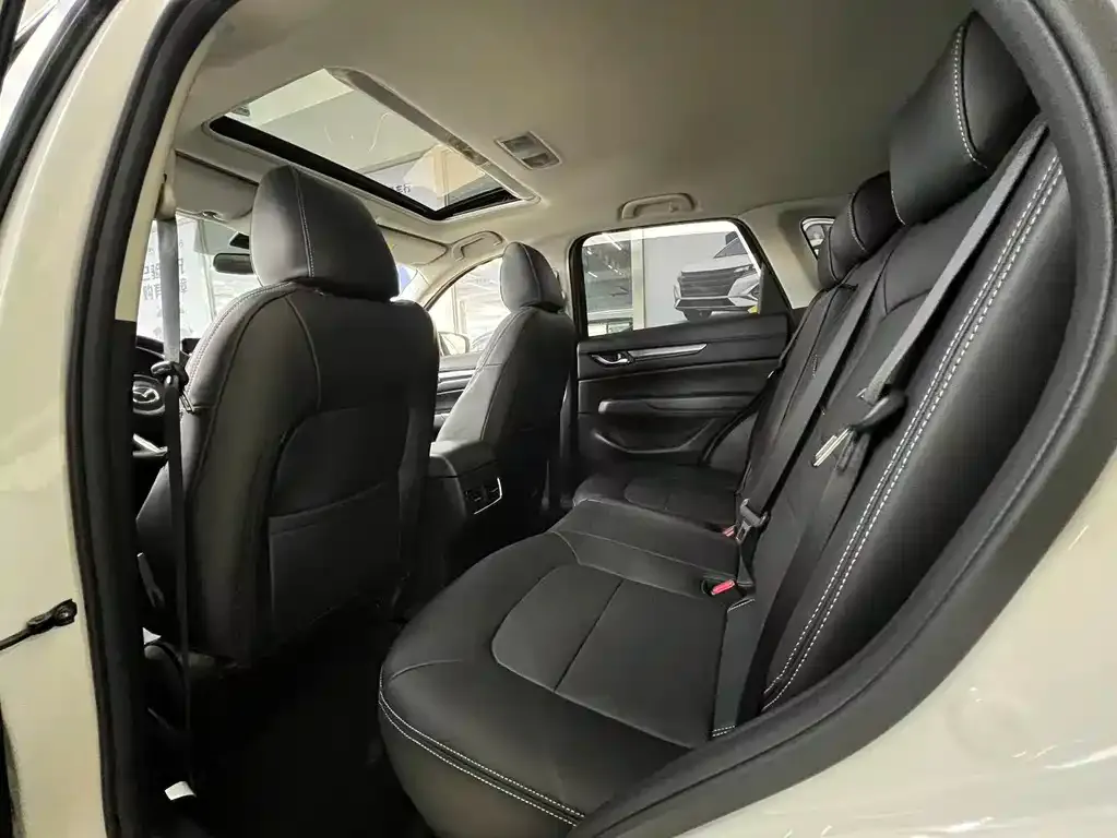 Mazda CX-5 2023 из CN, фото 6