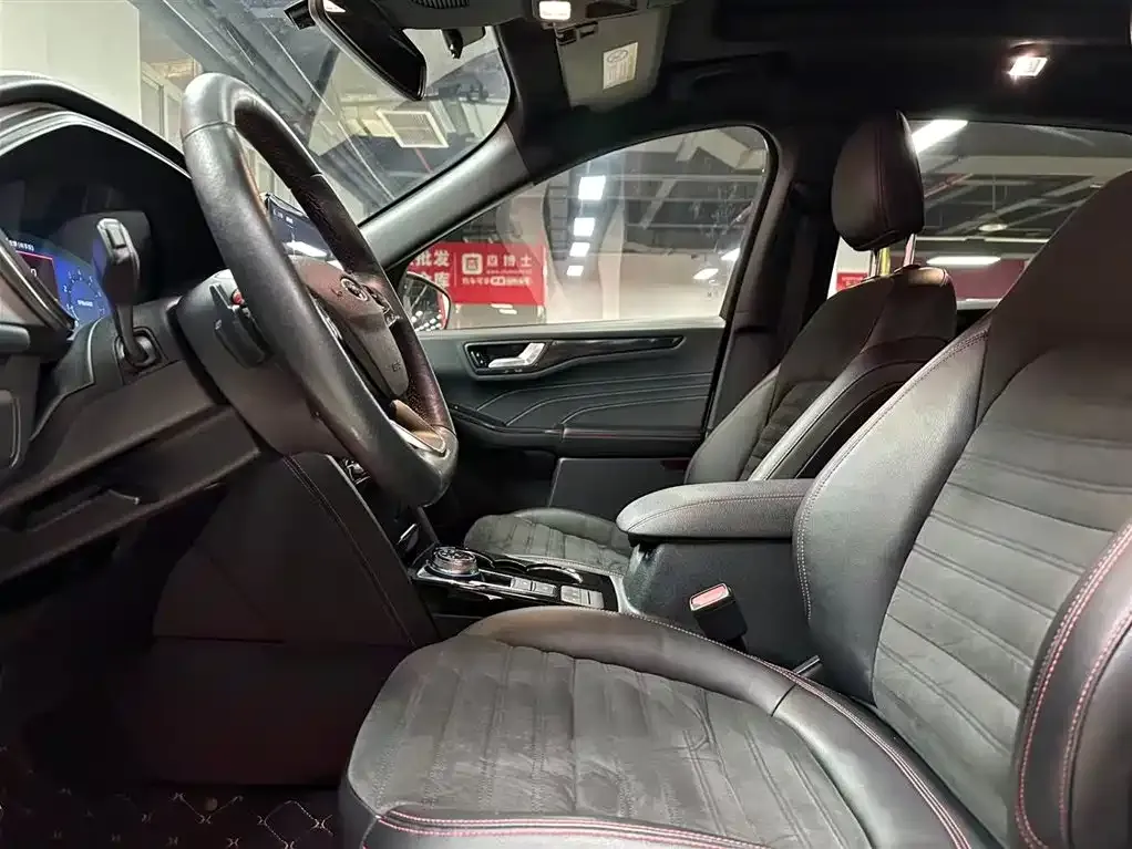 Ford Escape 2021 из CN, фото 3