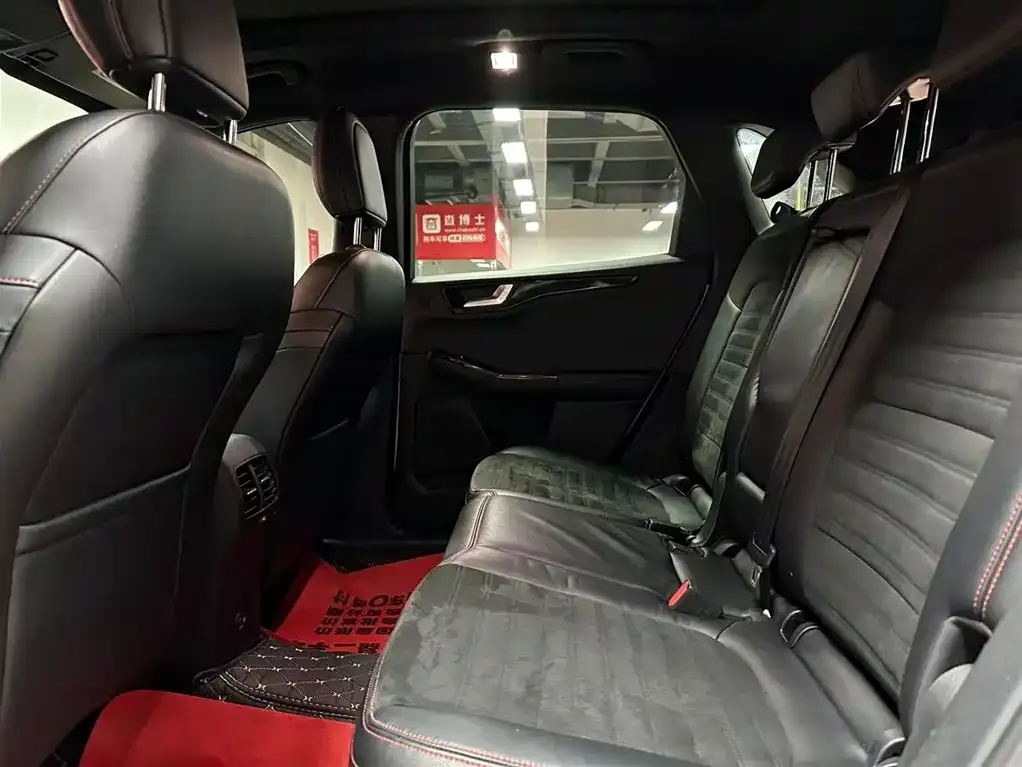 Ford Escape 2021 из CN, фото 4