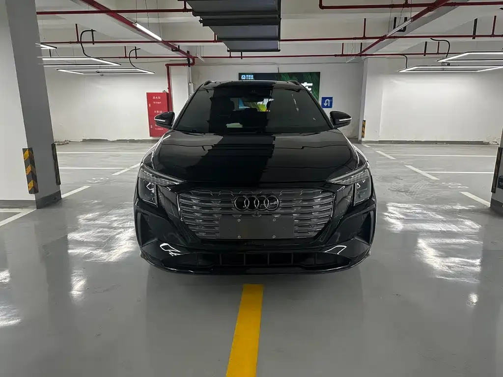 Audi Q5 e-tron — фото 3