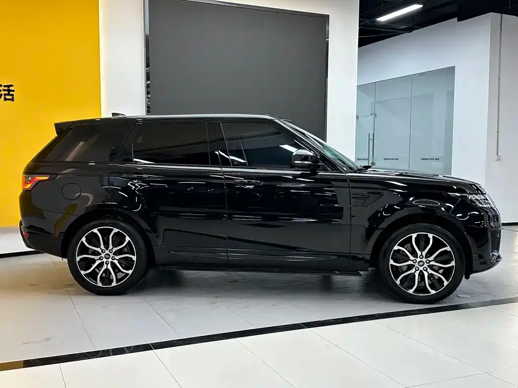 Land Rover Sport — фото 10