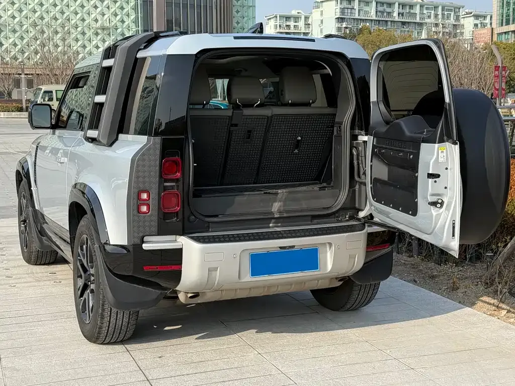 Land Rover Defender — фото 4