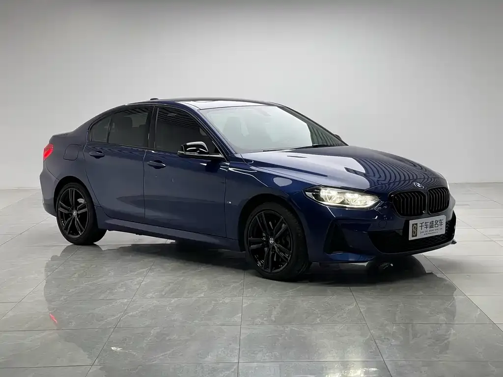 BMW 1 Series 2021 из CN, фото 4