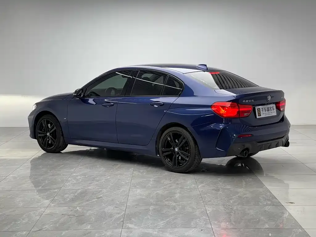 BMW 1 Series 2021 из CN, фото 8