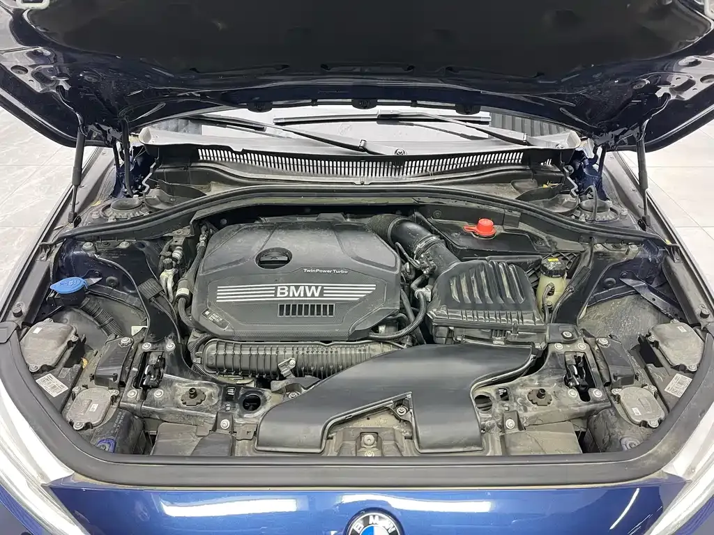 BMW 1 Series 2021 из CN, фото 10