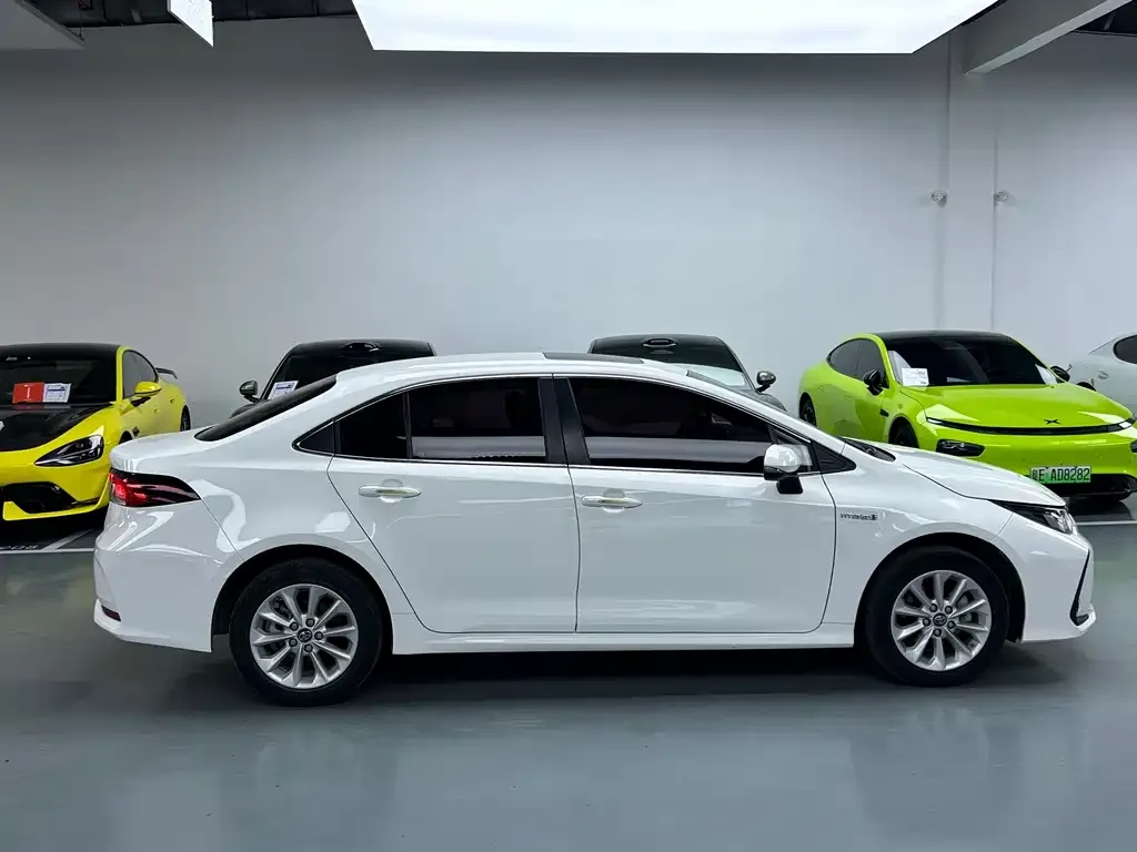 Toyota Corolla 2022 из CN, фото 4