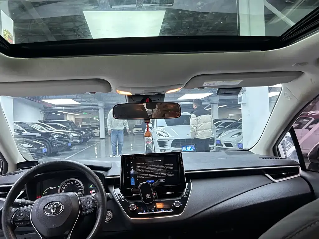 Toyota Corolla 2022 из CN, фото 3