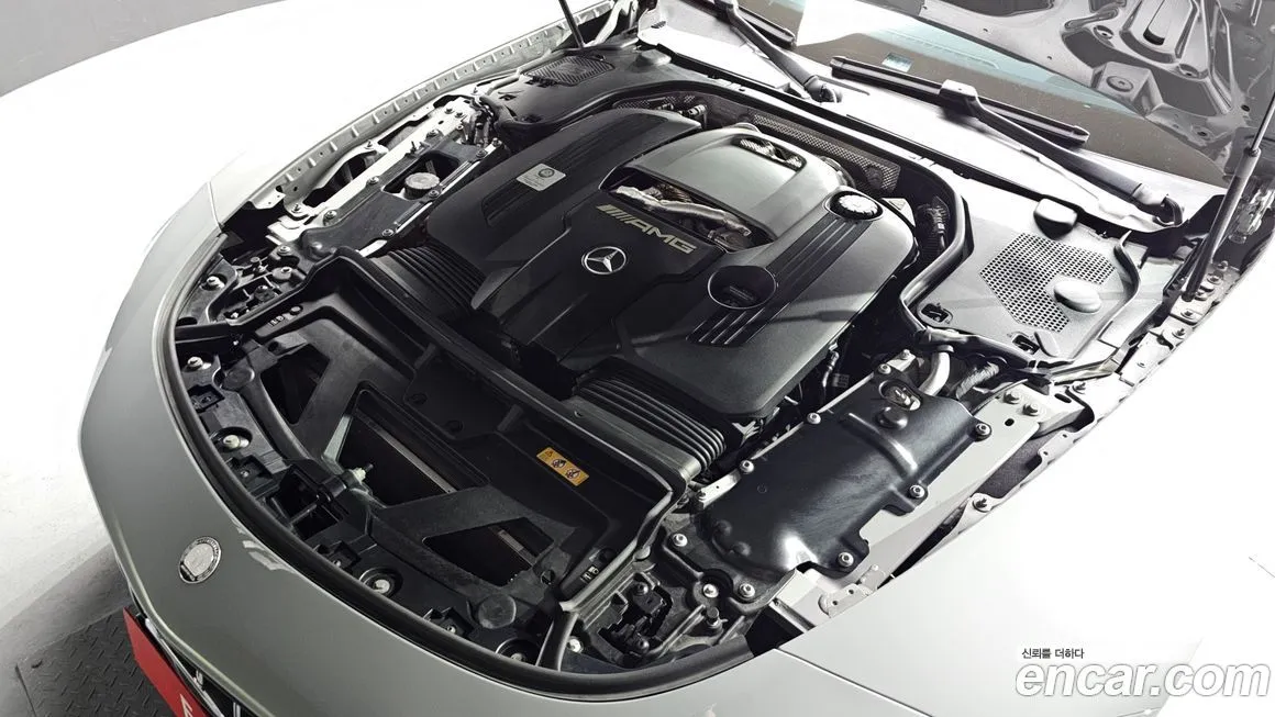 Mercedes-Benz SL-Class 2023 из KR, фото 2