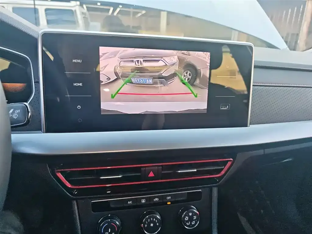 Volkswagen Lavida 2023 из CN, фото 3
