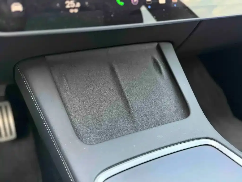 Tesla Model 3 — фото 3