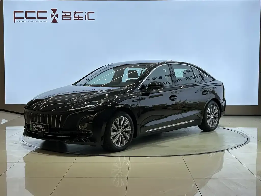 Hongqi E-QM5 — фото 1