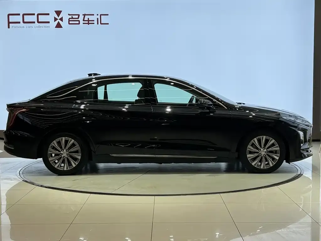 Hongqi E-QM5 — фото 4