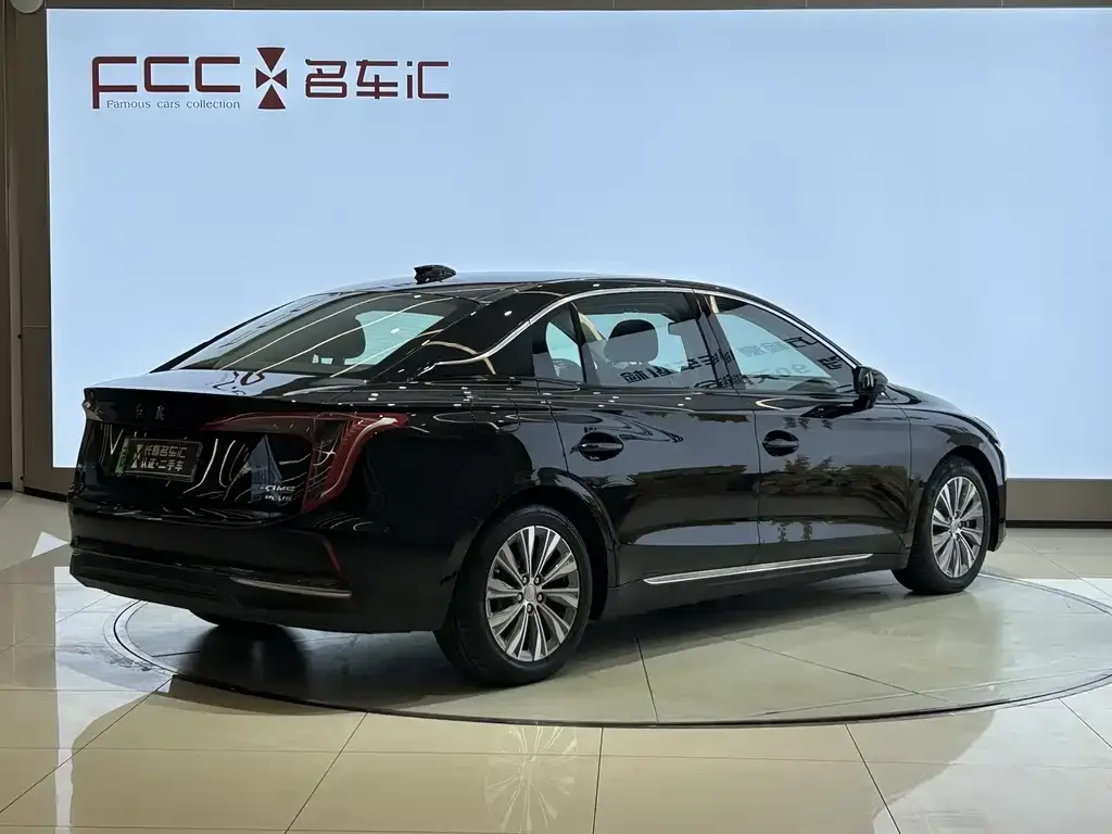 Hongqi E-QM5 — фото 7
