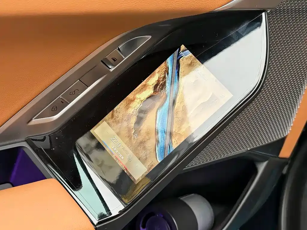 BMW i7 2023 из CN, фото 5