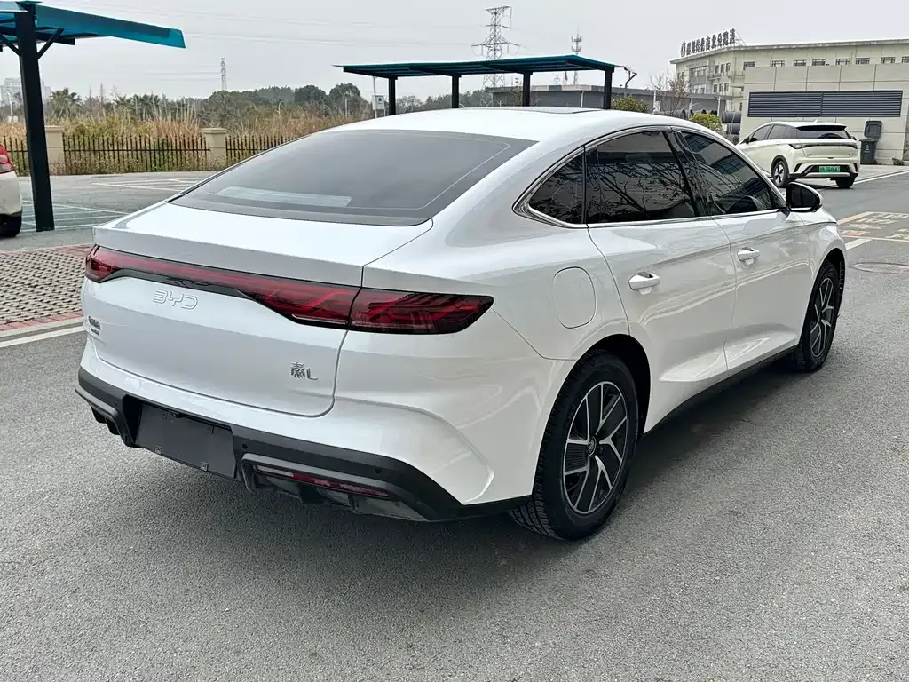 BYD Qin L 2025 из CN, фото 6